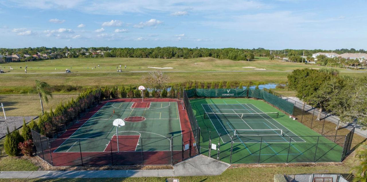 558 Waverly Circle, Port Saint Lucie, FL 34983 Photo