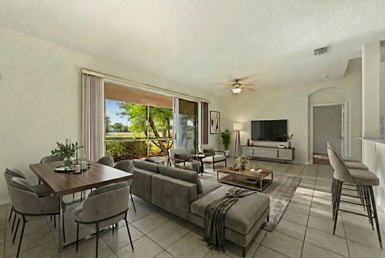 558 Waverly Circle, Port Saint Lucie, FL 34983 Photo