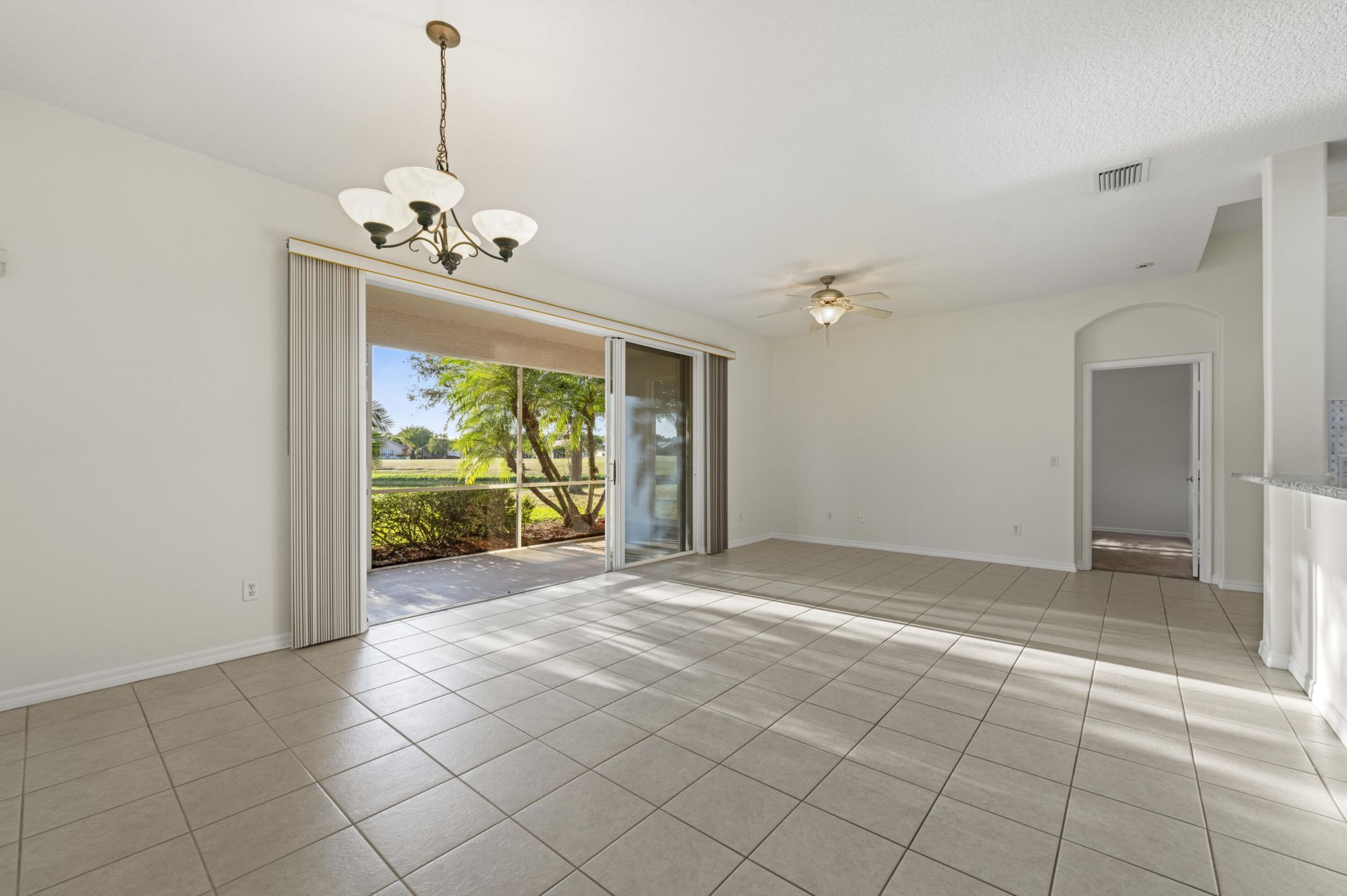 558 Waverly Circle, Port Saint Lucie, FL 34983 Photo