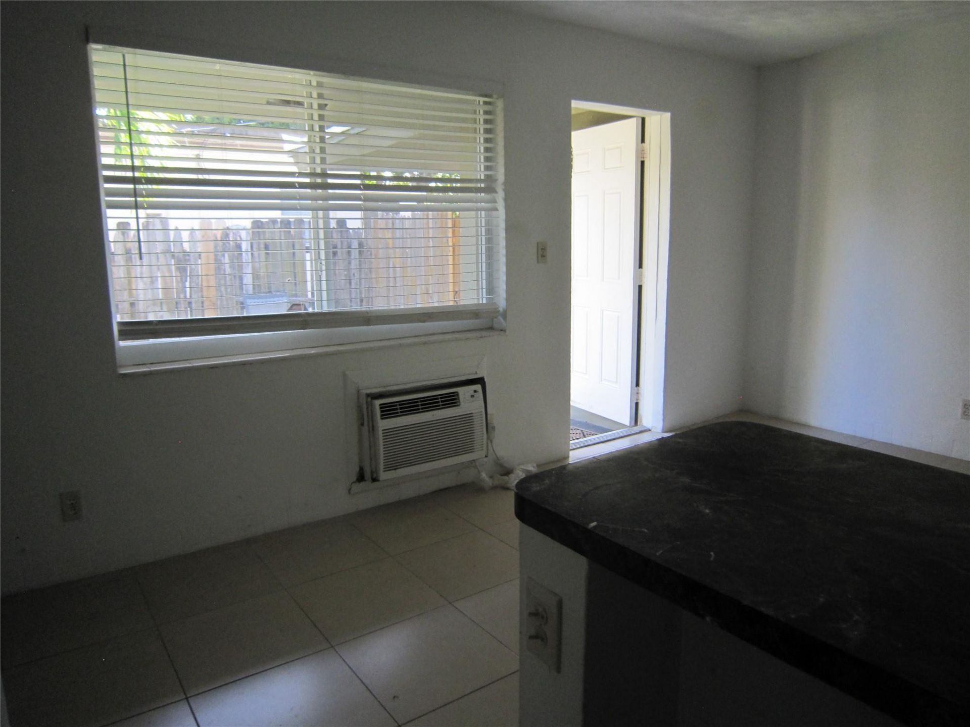1129 NE 16th Avenue, Unit 4, Fort Lauderdale, FL 33304 Photo