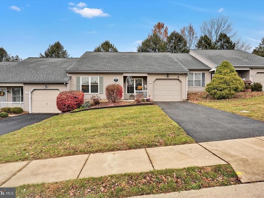 32 Knollwood Road, Millersville, PA 17551 Main Photo