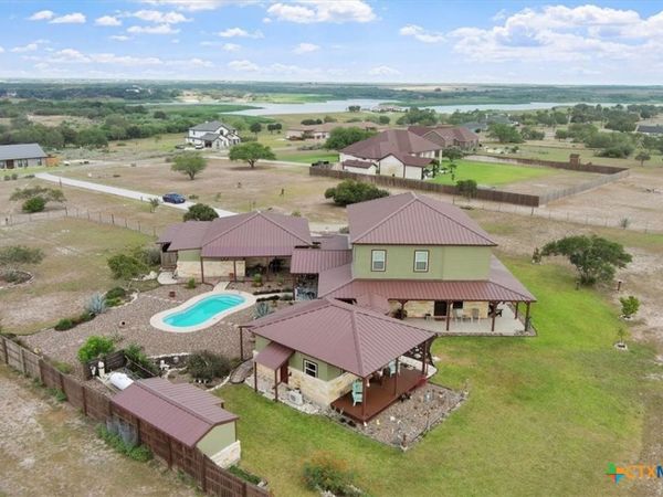 623 NAKISHWANA Circle, Sandia, TX 78383