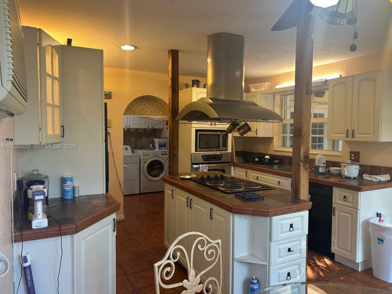 13800 SW 73rd St, Miami, FL 33183 Photo