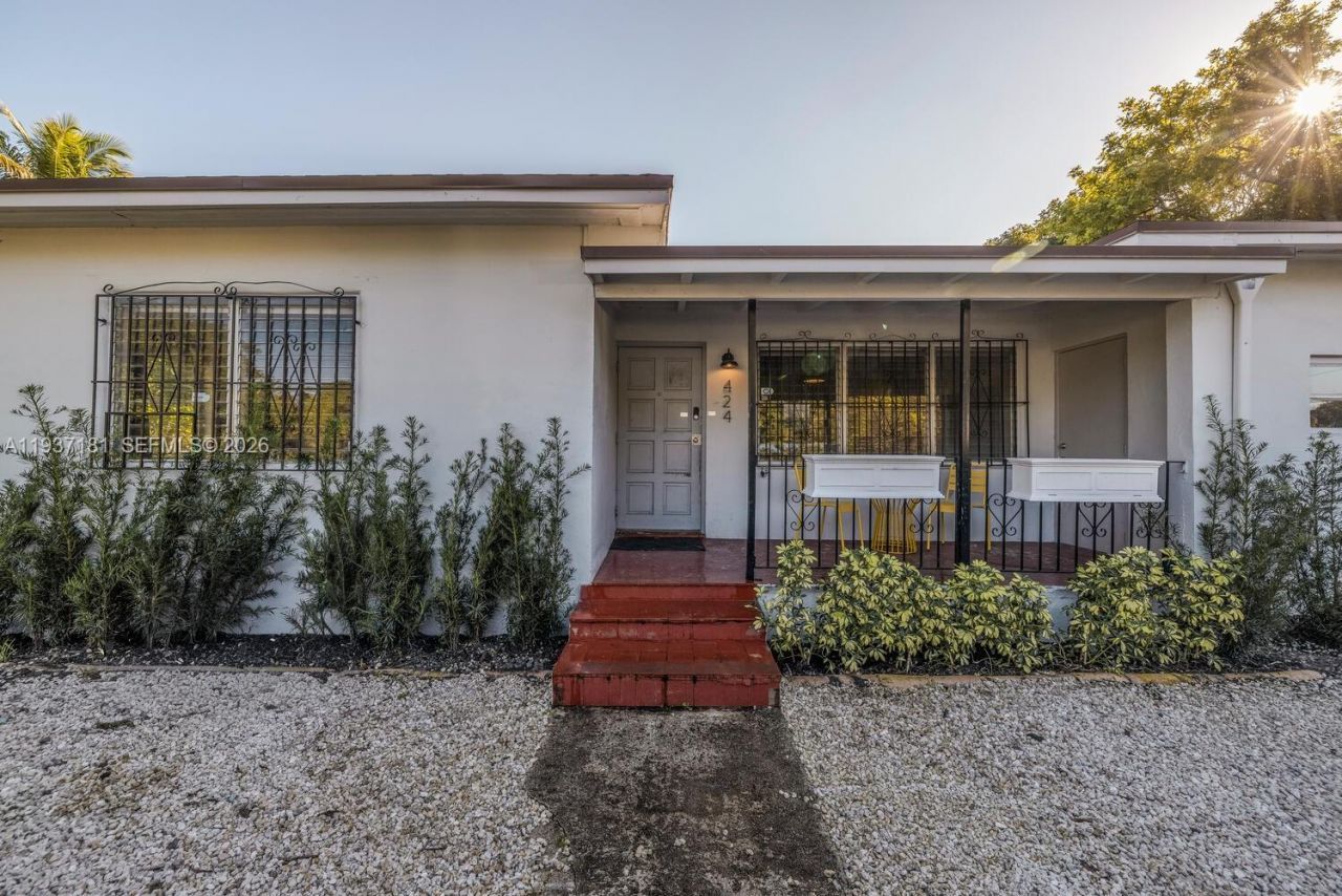 424 NW 53rd St, Miami, FL 33127 Photo