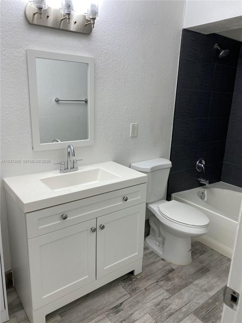 15560 SW 104th Ter, Unit 619, Miami, FL 33196 Photo