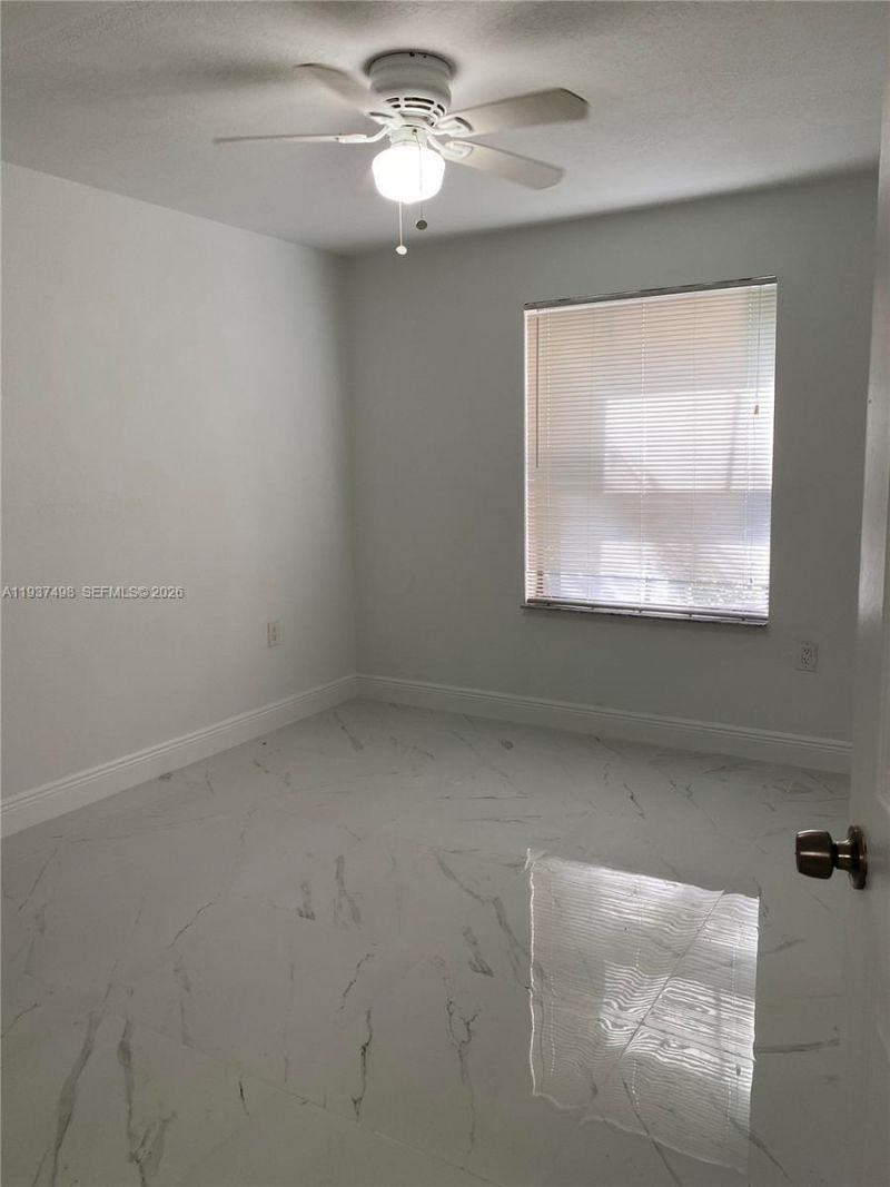 15560 SW 104th Ter, Unit 619, Miami, FL 33196 Photo