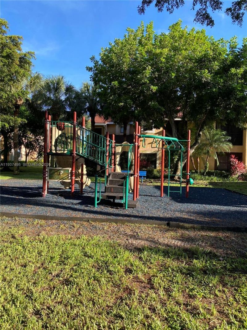 15560 SW 104th Ter, Unit 619, Miami, FL 33196 Photo