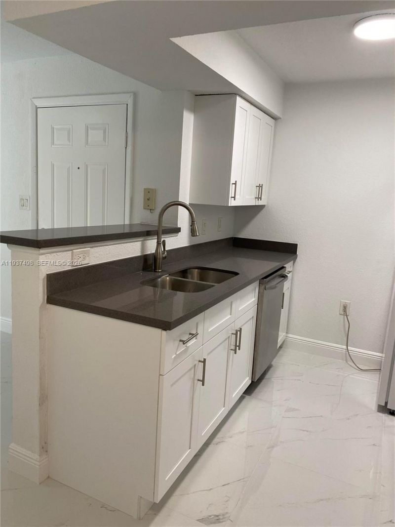 15560 SW 104th Ter, Unit 619, Miami, FL 33196 Photo