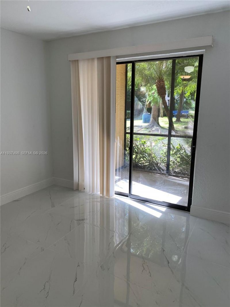 15560 SW 104th Ter, Unit 619, Miami, FL 33196 Photo