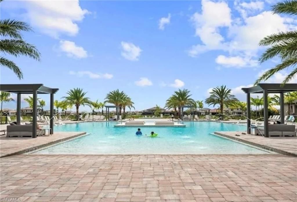 20419 Pebble Glen Dr, Estero, FL 33928 Photo