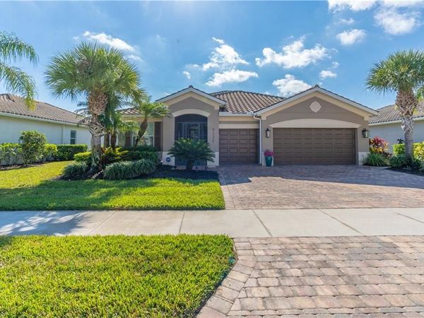 9332 Fieldstone LN, NAPLES, FL 34120