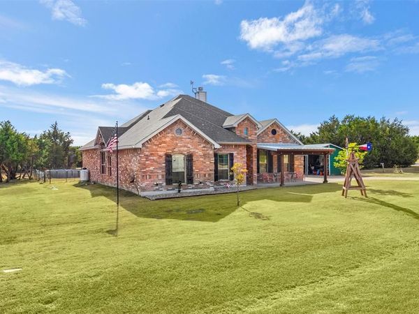 7717 Westover Hills Drive, Rio Vista, TX 76093