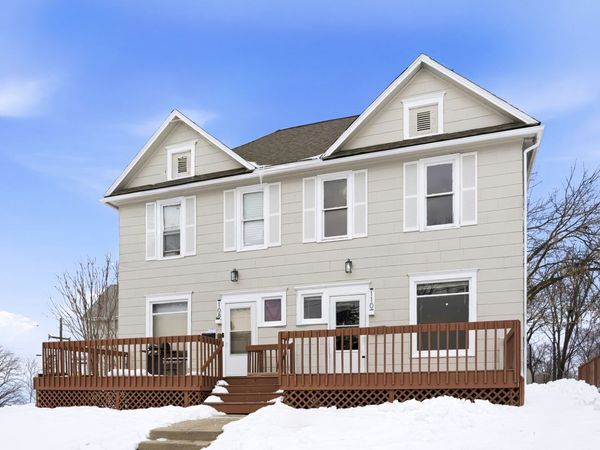 108-110 E Iroquois Street, Freeport, IL 61032