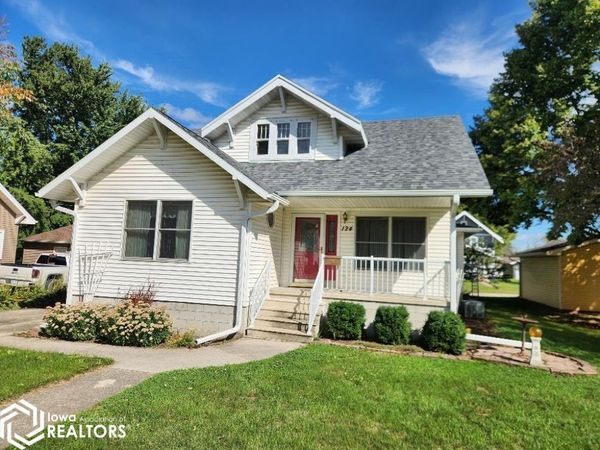 124 W 4th Street, Kanawha, IA 50447