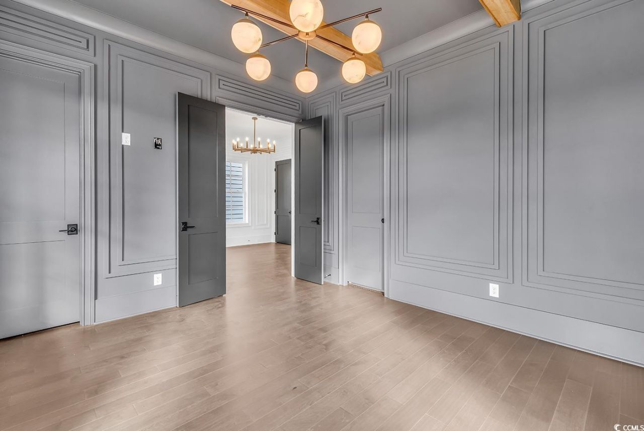 437 Saint Julian Ln. Photo 6