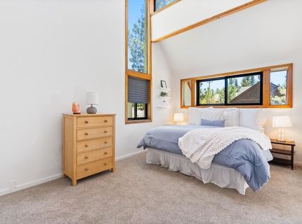 10390 Manchester Drive, Truckee, CA 96161 Photo