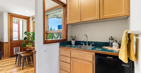 10390 Manchester Drive, Truckee, CA 96161 Photo