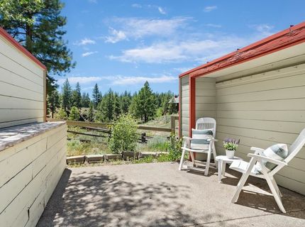 10390 Manchester Drive, Truckee, CA 96161 Photo