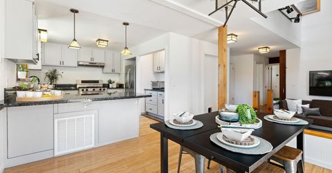 10390 Manchester Drive, Truckee, CA 96161 Photo