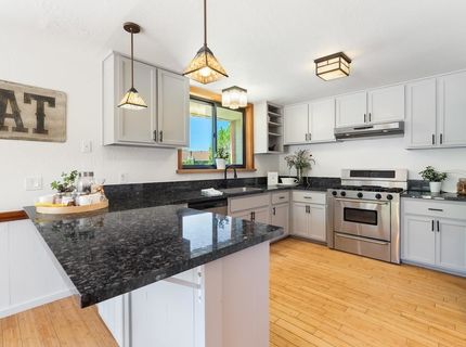 10390 Manchester Drive, Truckee, CA 96161 Photo