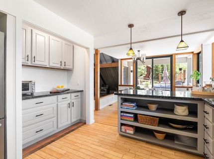 10390 Manchester Drive, Truckee, CA 96161 Photo