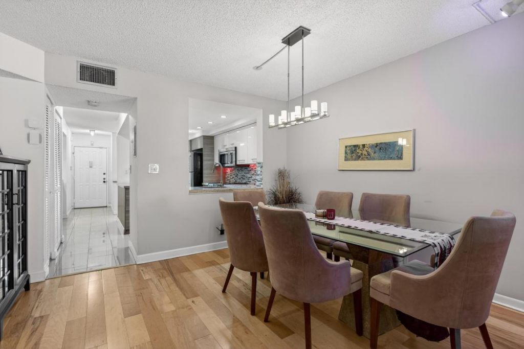 7547 NW 79th Avenue, Unit 212, Tamarac, FL 33321 Photo