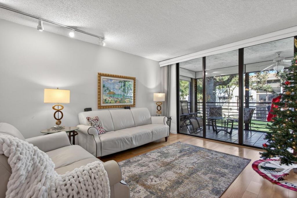 7547 NW 79th Avenue, Unit 212, Tamarac, FL 33321 Photo