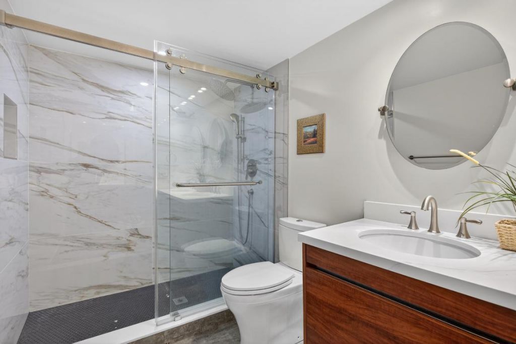 7547 NW 79th Avenue, Unit 212, Tamarac, FL 33321 Photo