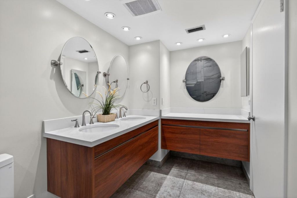 7547 NW 79th Avenue, Unit 212, Tamarac, FL 33321 Photo