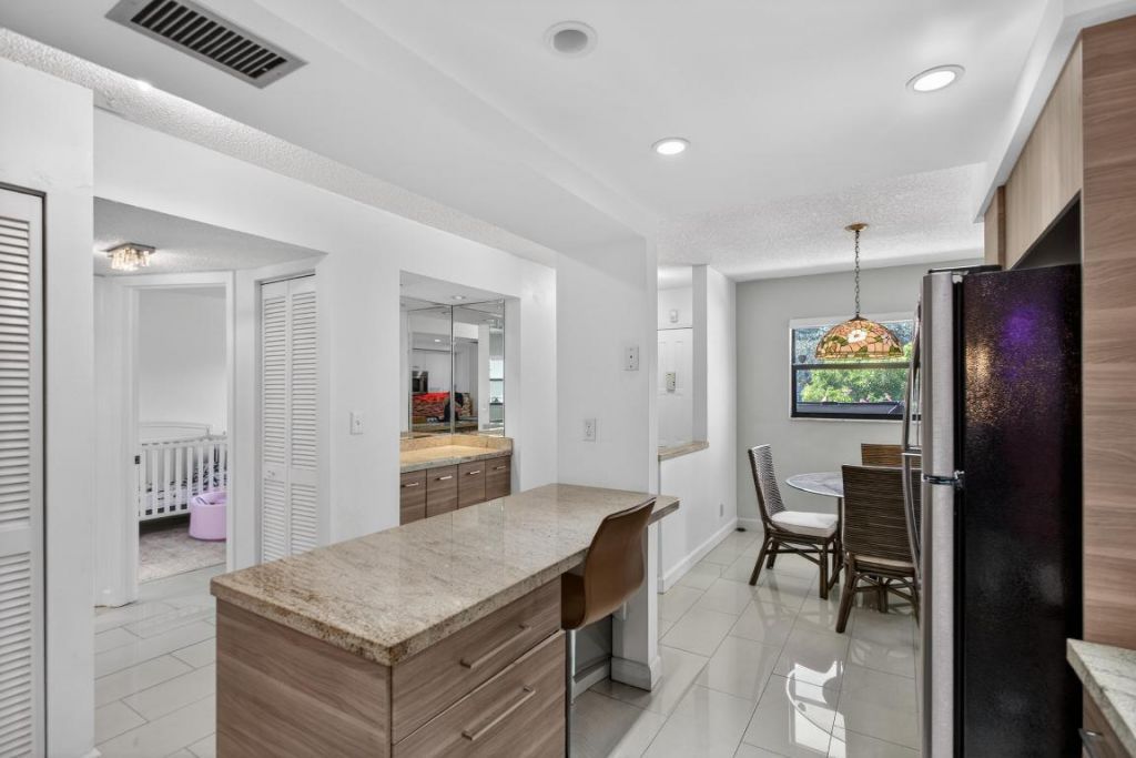 7547 NW 79th Avenue, Unit 212, Tamarac, FL 33321 Photo