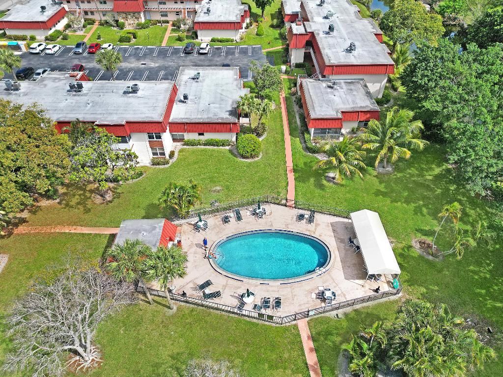 12022 W Greenway Drive, Unit 206, Royal Palm Beach, FL 33411 Photo