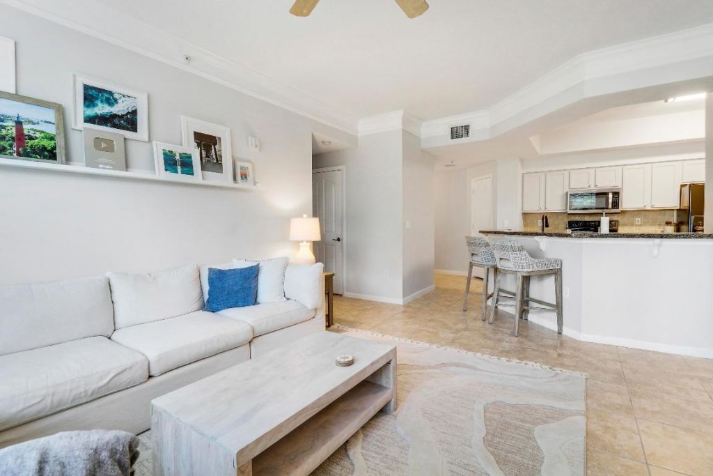 275 Murcia Drive, Unit 212, Jupiter, FL 33458 Photo