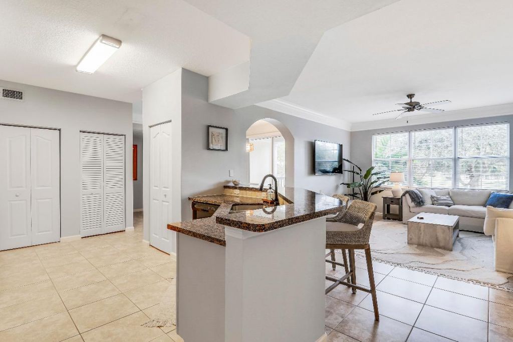 275 Murcia Drive, Unit 212, Jupiter, FL 33458 Photo