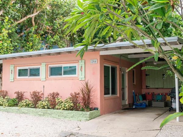 204 Coral Road, Boynton Beach, FL 33435