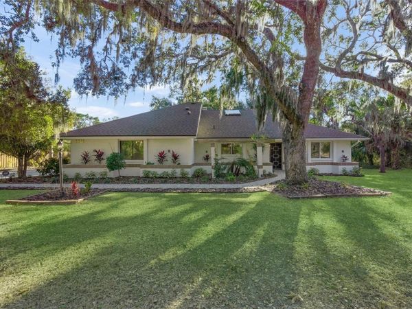 4916 HIDDEN OAKS TRAIL, SARASOTA, FL 34232