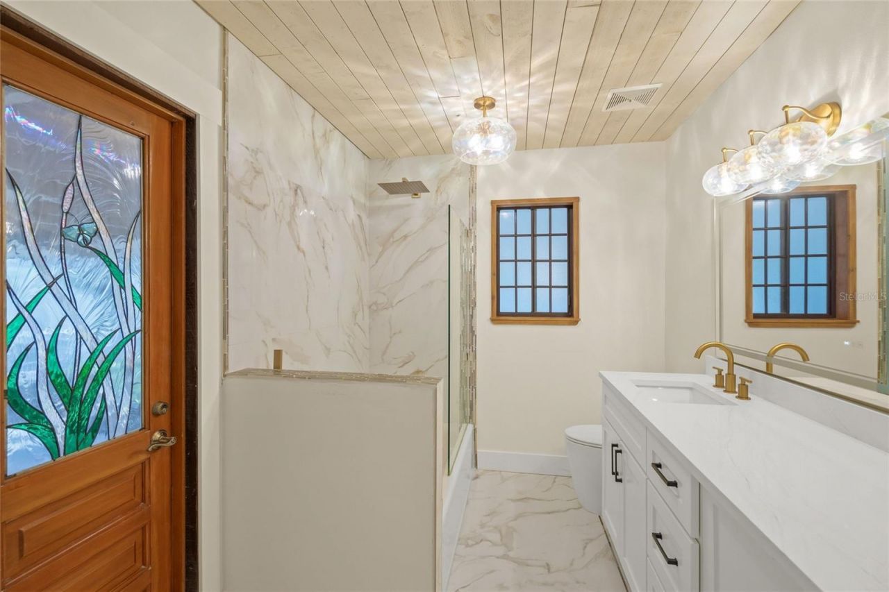 4916 Hidden Oaks Trail, Sarasota, FL 34232 Photo