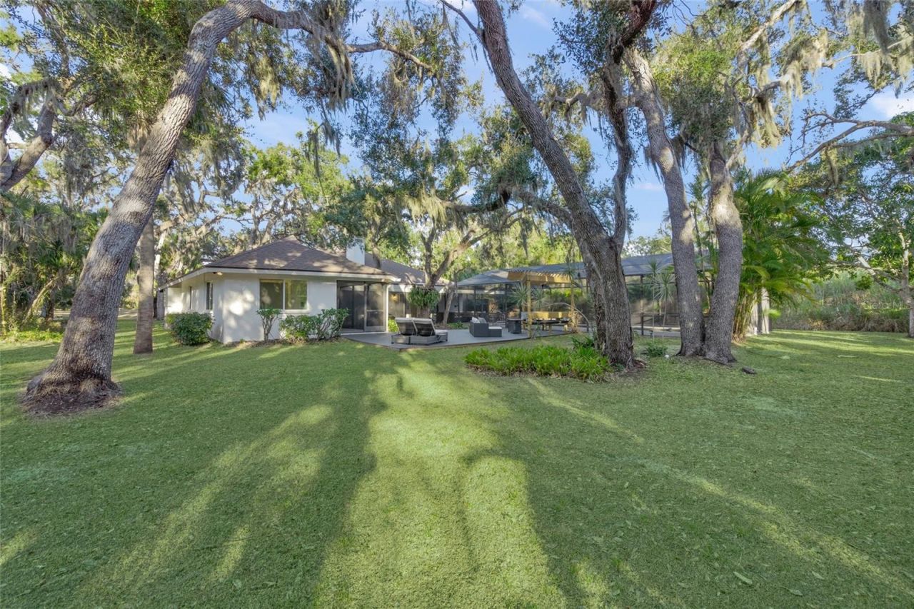 4916 Hidden Oaks Trail, Sarasota, FL 34232 Photo