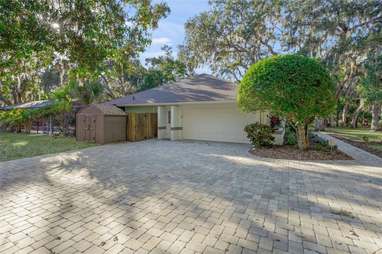 4916 Hidden Oaks Trail, Sarasota, FL 34232 Photo