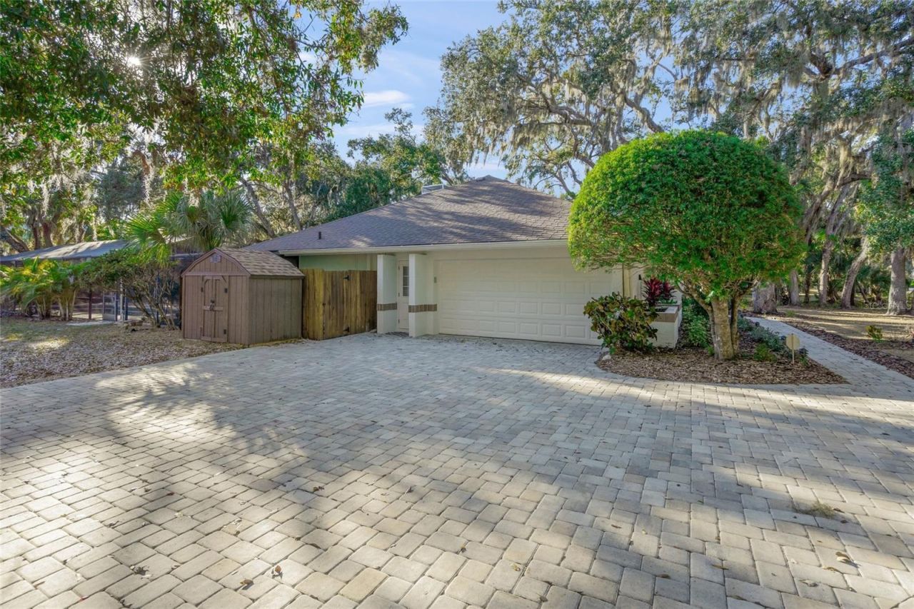 4916 Hidden Oaks Trail, Sarasota, FL 34232 Photo