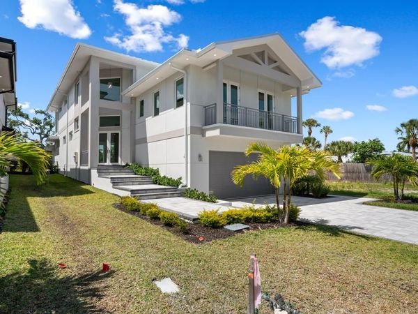 527 VENICE LANE, SARASOTA, FL 34242