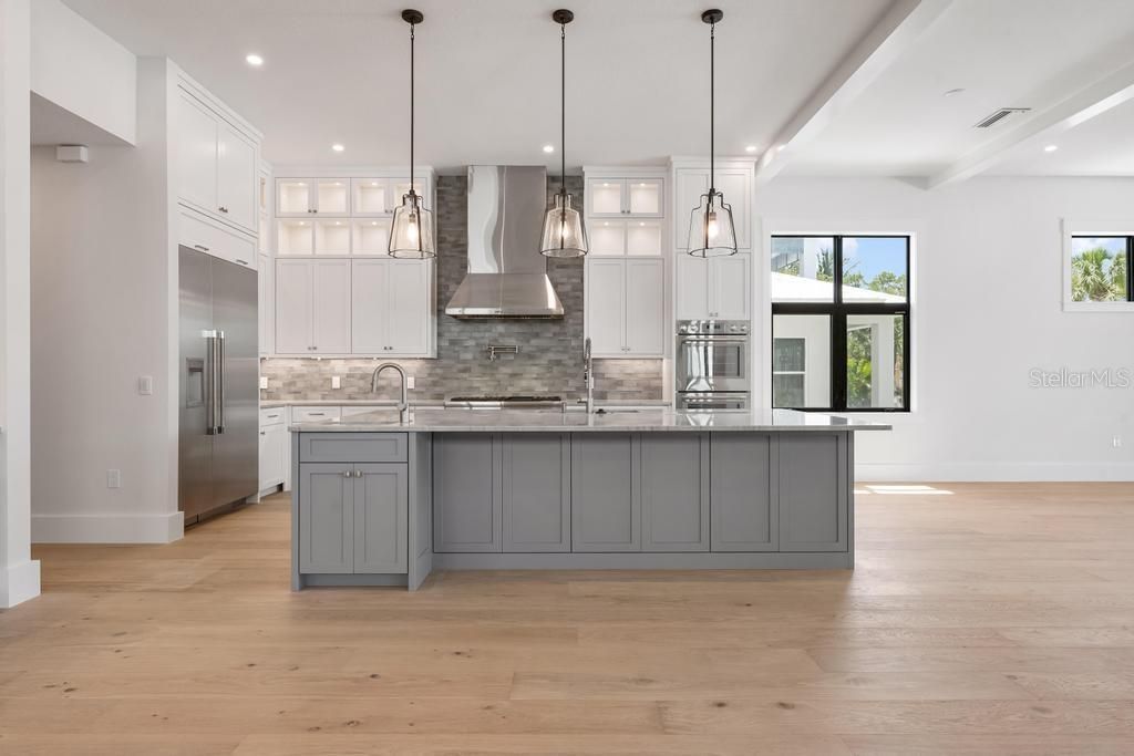 527 Venice Lane, Sarasota, FL 34242 Photo