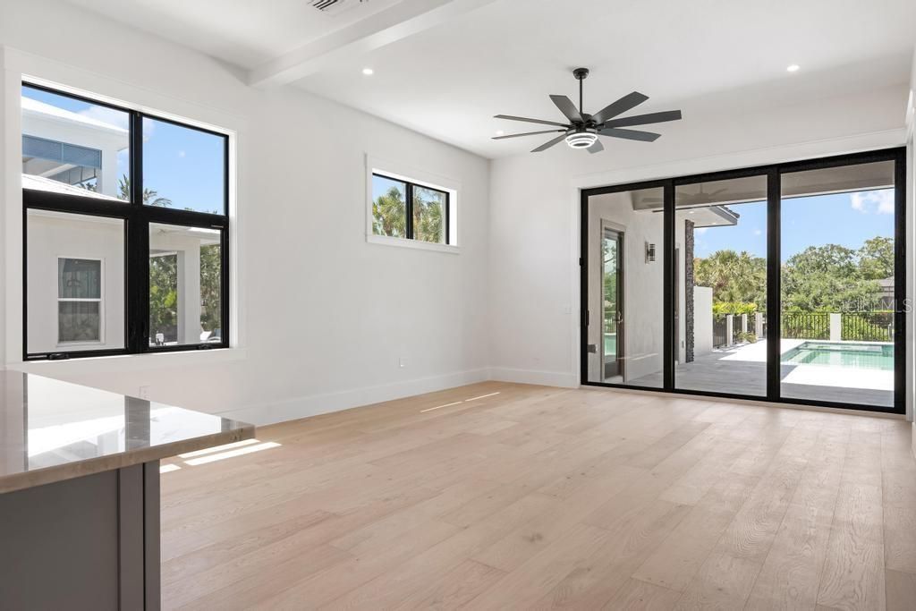 527 Venice Lane, Sarasota, FL 34242 Photo