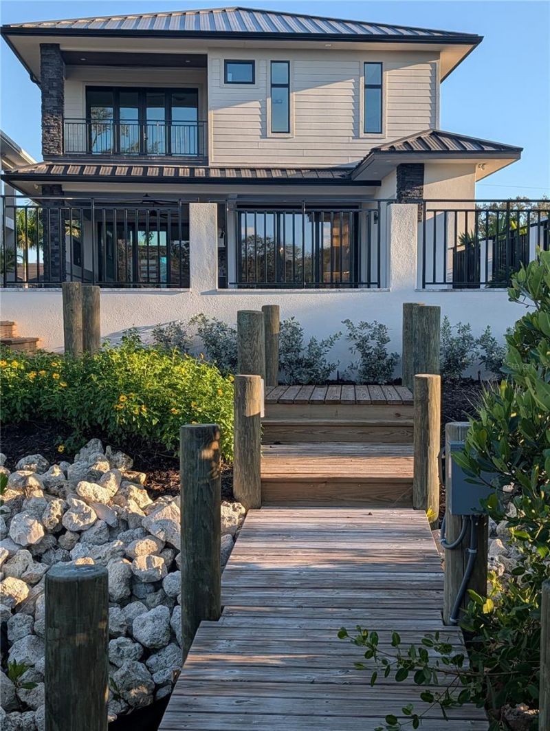 527 Venice Lane, Sarasota, FL 34242 Photo