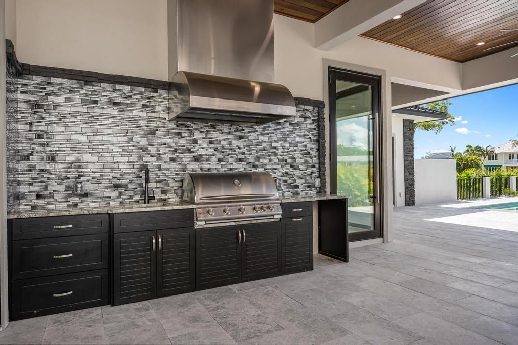527 Venice Lane, Sarasota, FL 34242 Photo