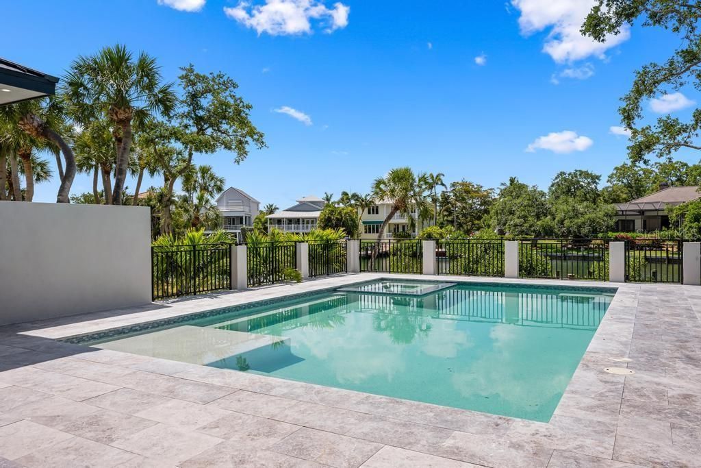 527 Venice Lane, Sarasota, FL 34242 Photo