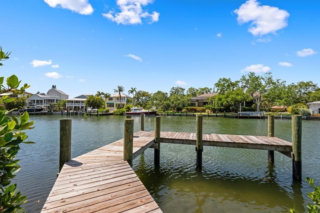 527 Venice Lane, Sarasota, FL 34242 Photo