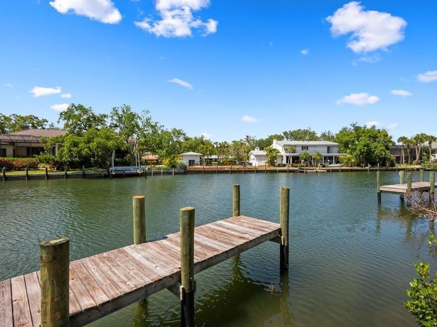 Property Image 100