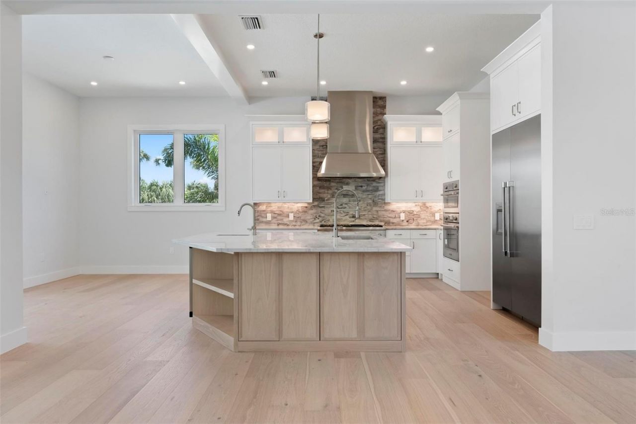 533 Venice Lane, Sarasota, FL 34242 Photo