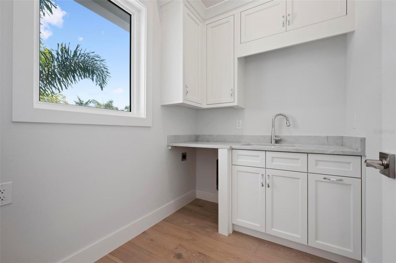 533 Venice Lane, Sarasota, FL 34242 Photo