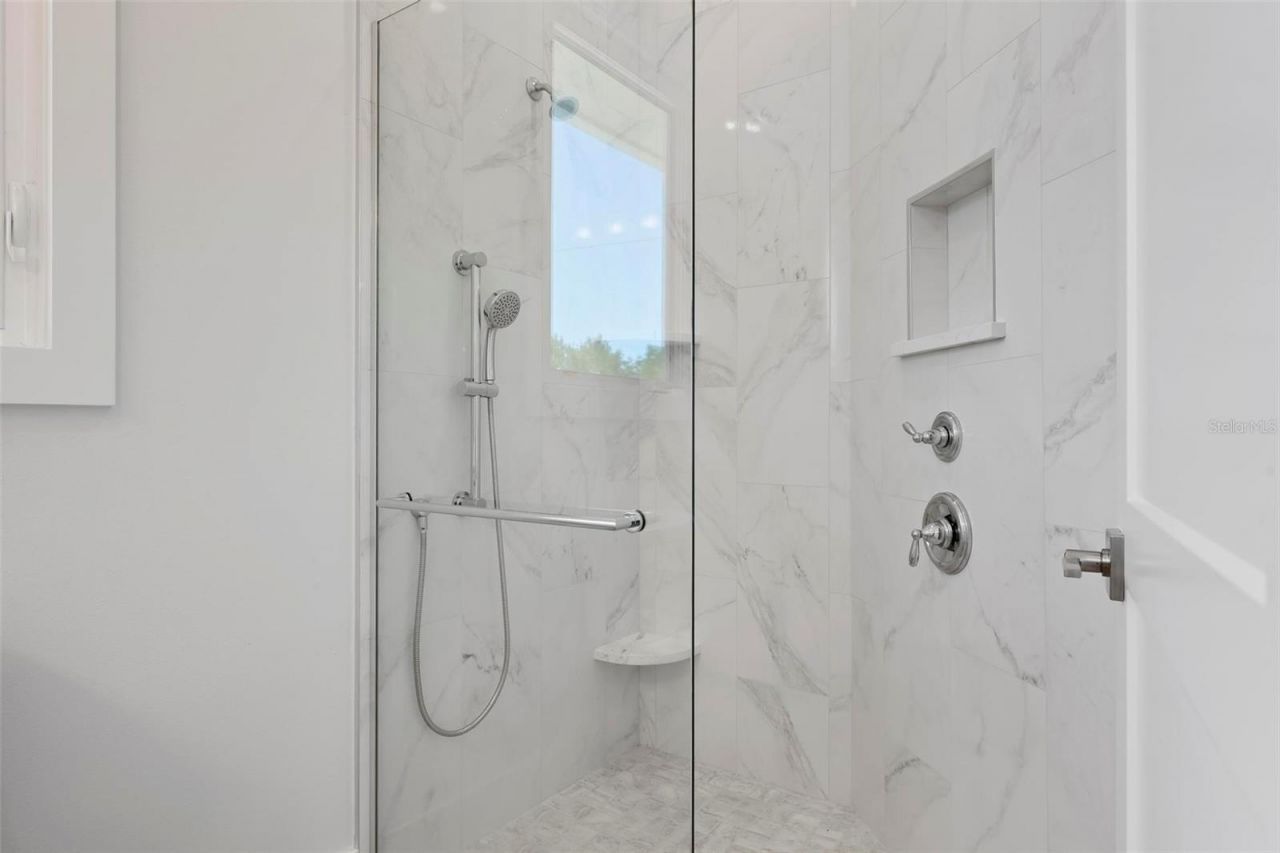 533 Venice Lane, Sarasota, FL 34242 Photo